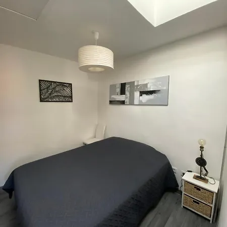 T2 A Proximite Du Port Apartamento *
